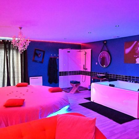 Nuit Insolite-Room Love Saint-Germain  Dış mekan fotoğraf