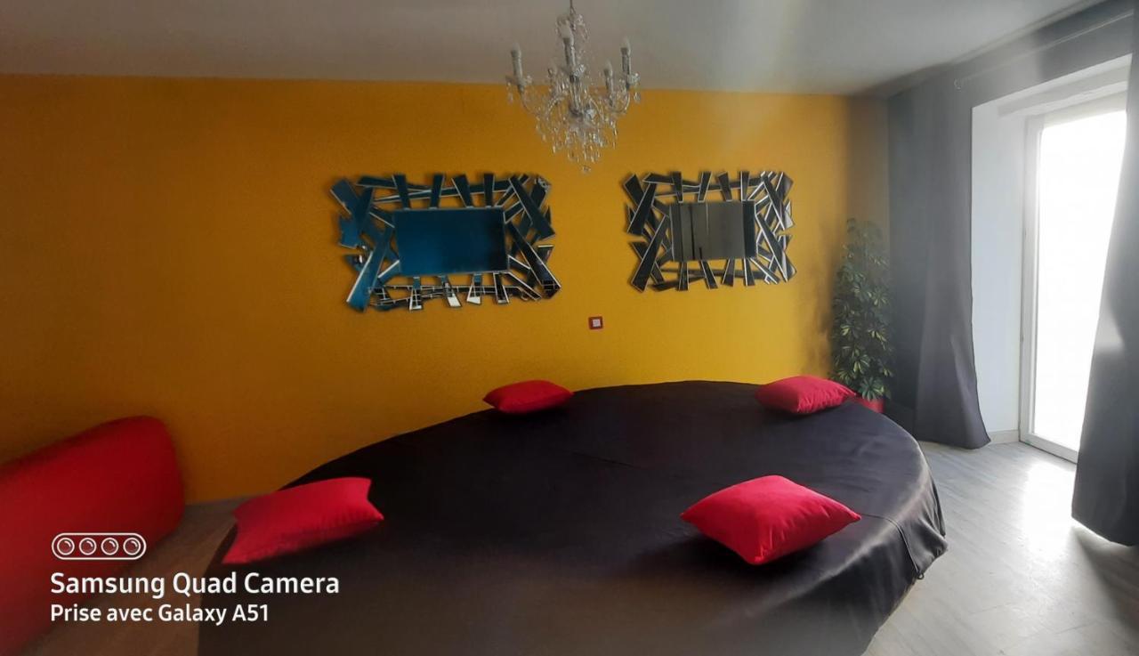 Nuit Insolite-Room Love Saint-Germain  Dış mekan fotoğraf