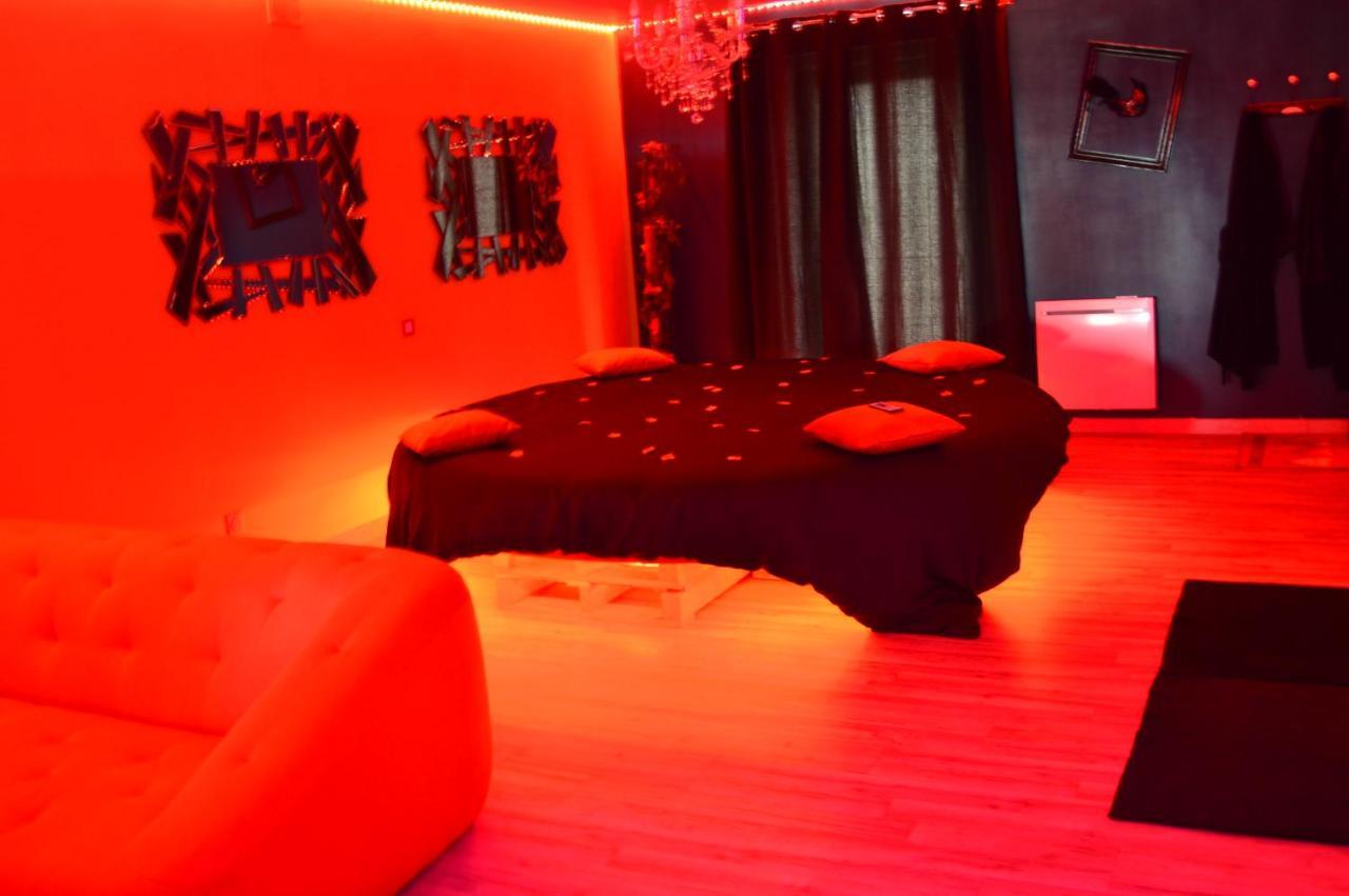 Nuit Insolite-Room Love Saint-Germain  Dış mekan fotoğraf