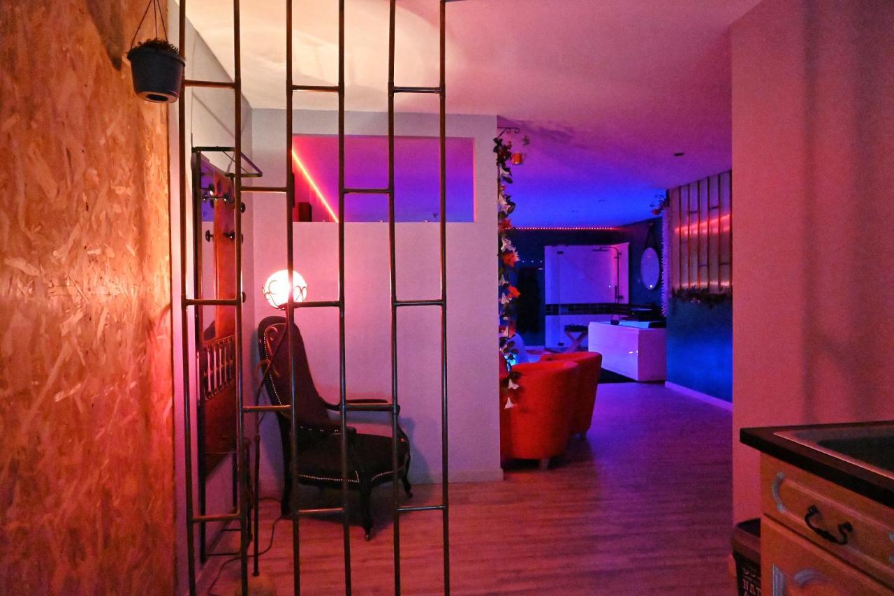 Nuit Insolite-Room Love Saint-Germain  Dış mekan fotoğraf