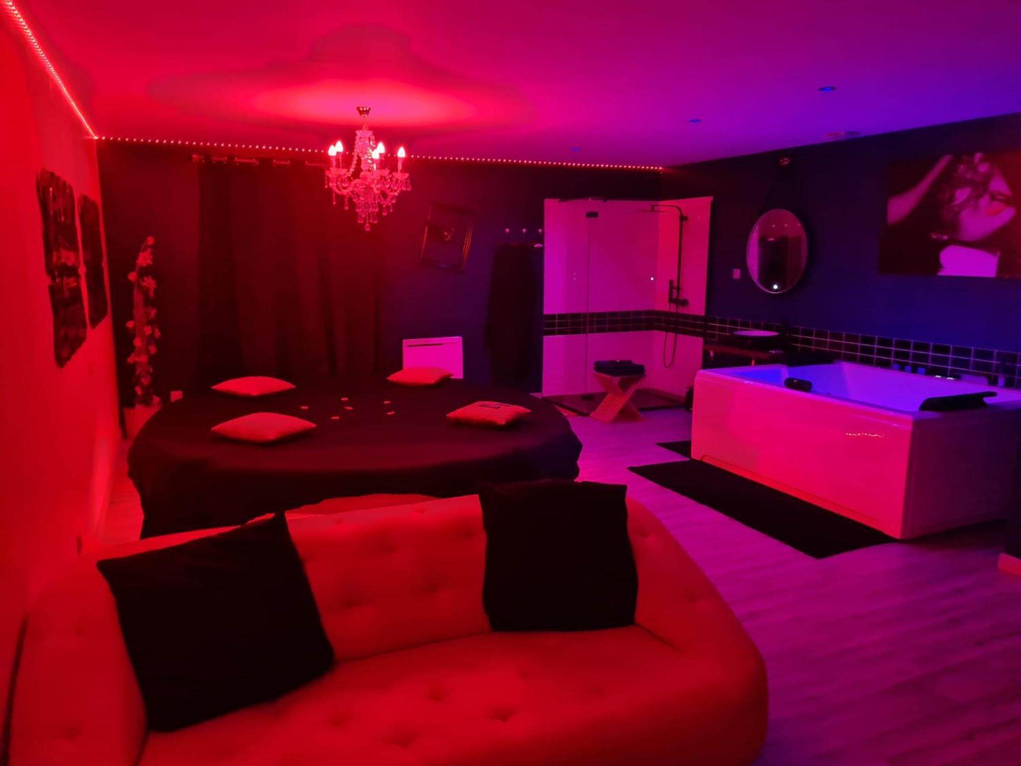 Nuit Insolite-Room Love Saint-Germain  Dış mekan fotoğraf